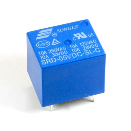 Relay module used for fan switching